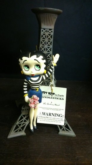 Betty Boop in Paris - Click Image to Close