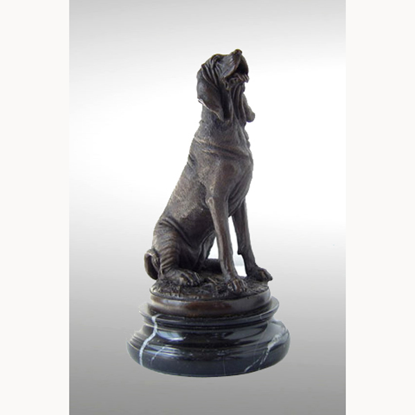 Bronze Bloodhound Bronze Bloodhound