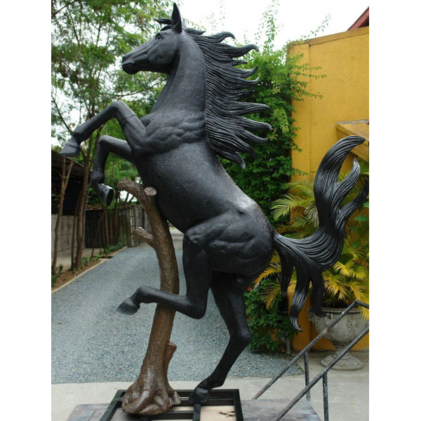 Horse Statues