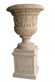 Versailles Urn on Base Versailles Urn on Base