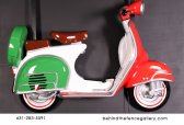 Italian Flag Motor Scooter Wall Mounted Statue Italian Flag Motor Scooter Wall Mounted Statue