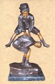 Bronze Leapfrog Bronze Leapfrog