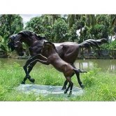 Bronze Pair of Horses - Mother and Baby Foal Bronze Pair of Horses - Mother and Baby Foal