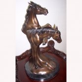Bronze Horse Bust with Marble Base Bronze Horse Bust with Marble Base