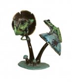 Bronze Two Frogs On Mushroom Bronze Two Frogs On Mushroom